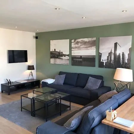 Beautiful Renee 50 M From The In The Centre Of Apartmán